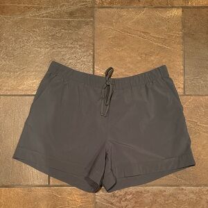 Women's Green Drawstring Active Shorts